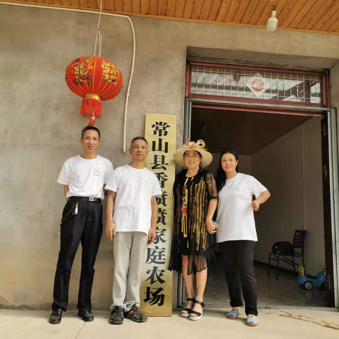 庆国庆 迎重阳 ?关爱老人进社区 ?
